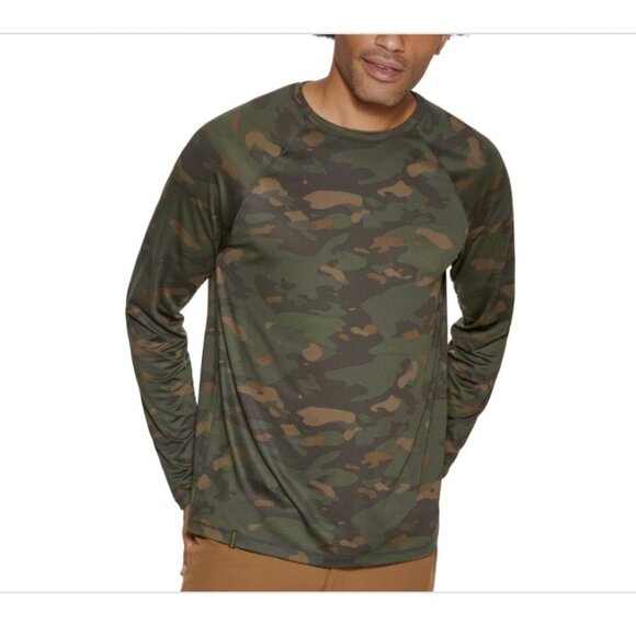 Bass Outdoor Moisture Wicking Stretch Camo Base Layer Long Sleeve Tee Size XL - Picture 1 of 7